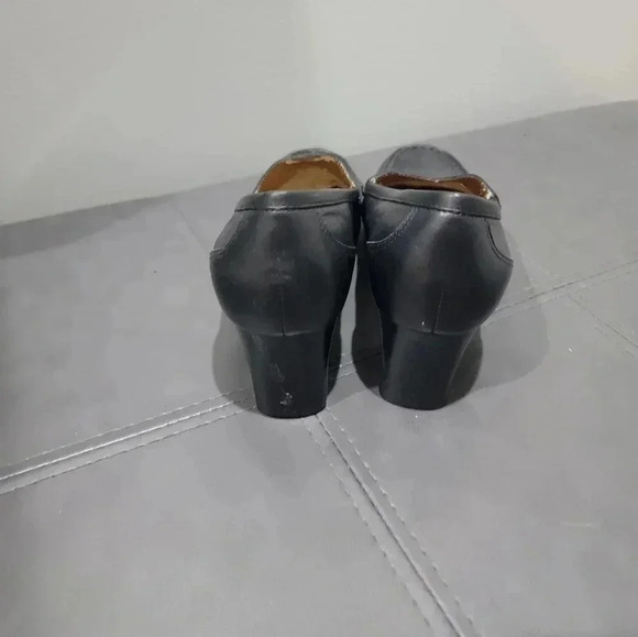 Naturalizer Womens 5.5 Black Leather Upper Slip On Casual Office Preppy no box - Picture 4 of 6